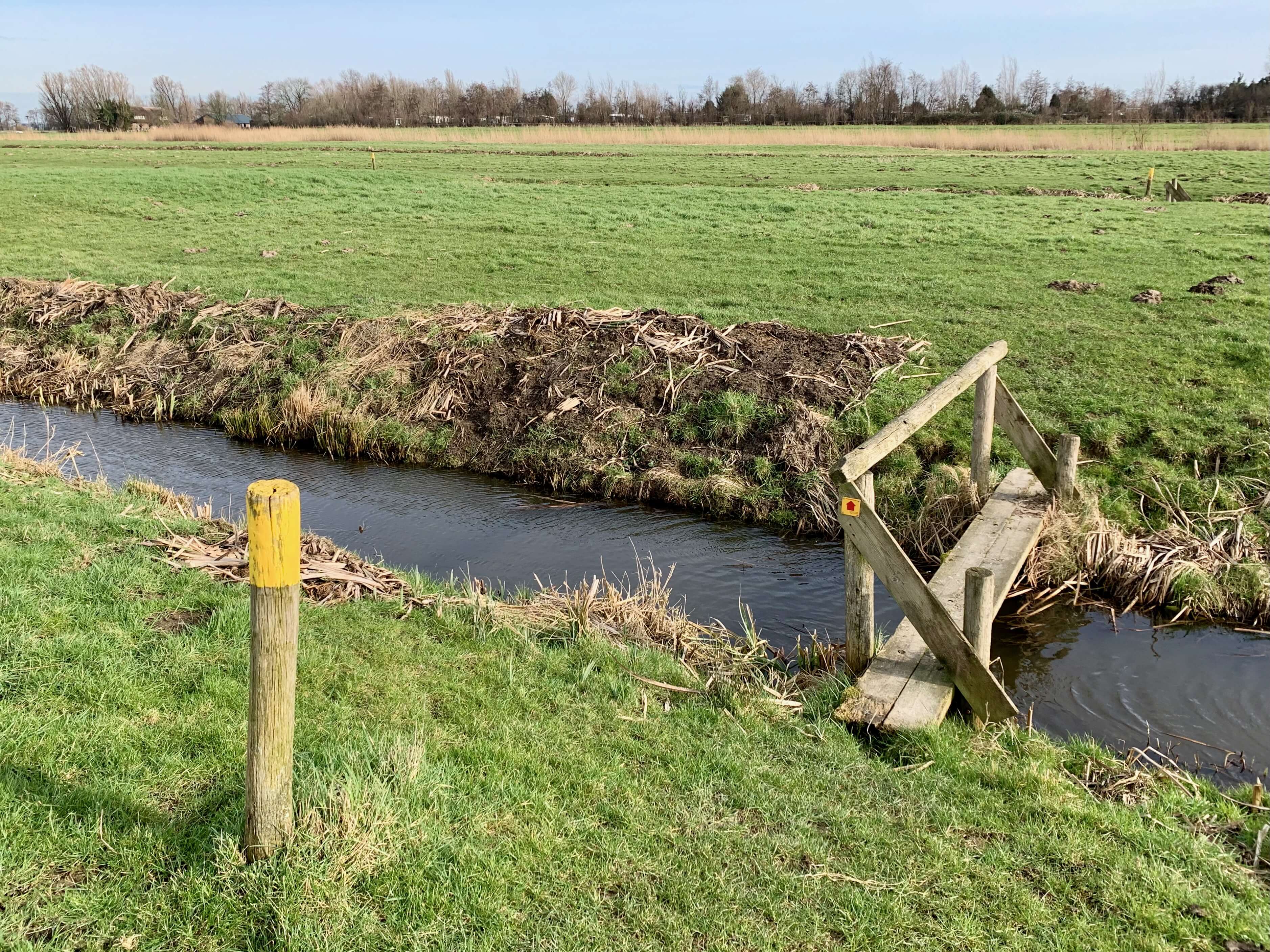 Paaltjes en mini-bruggetjes